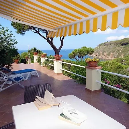 Aparthotel Morcone *